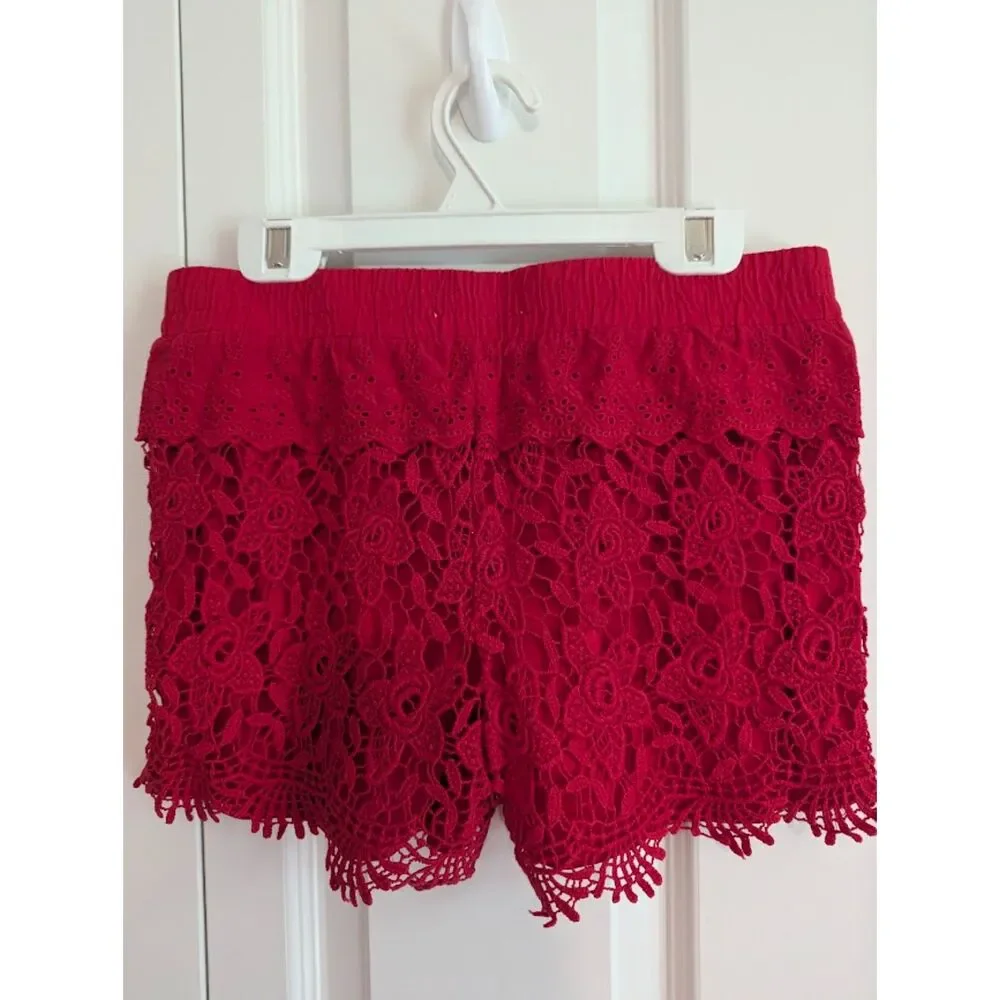 NWOT Vanilla Star Red Lace Shorts, cotton